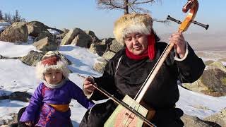 Improvisation of Mongolian Throat singing [upl. by Yelra719]