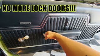 DOOR WONT OPEN EASY FIX [upl. by Ahtelrac]