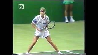 Steffi Graf vs Martina Navratilova 1992 Zurich [upl. by Engamrahc]